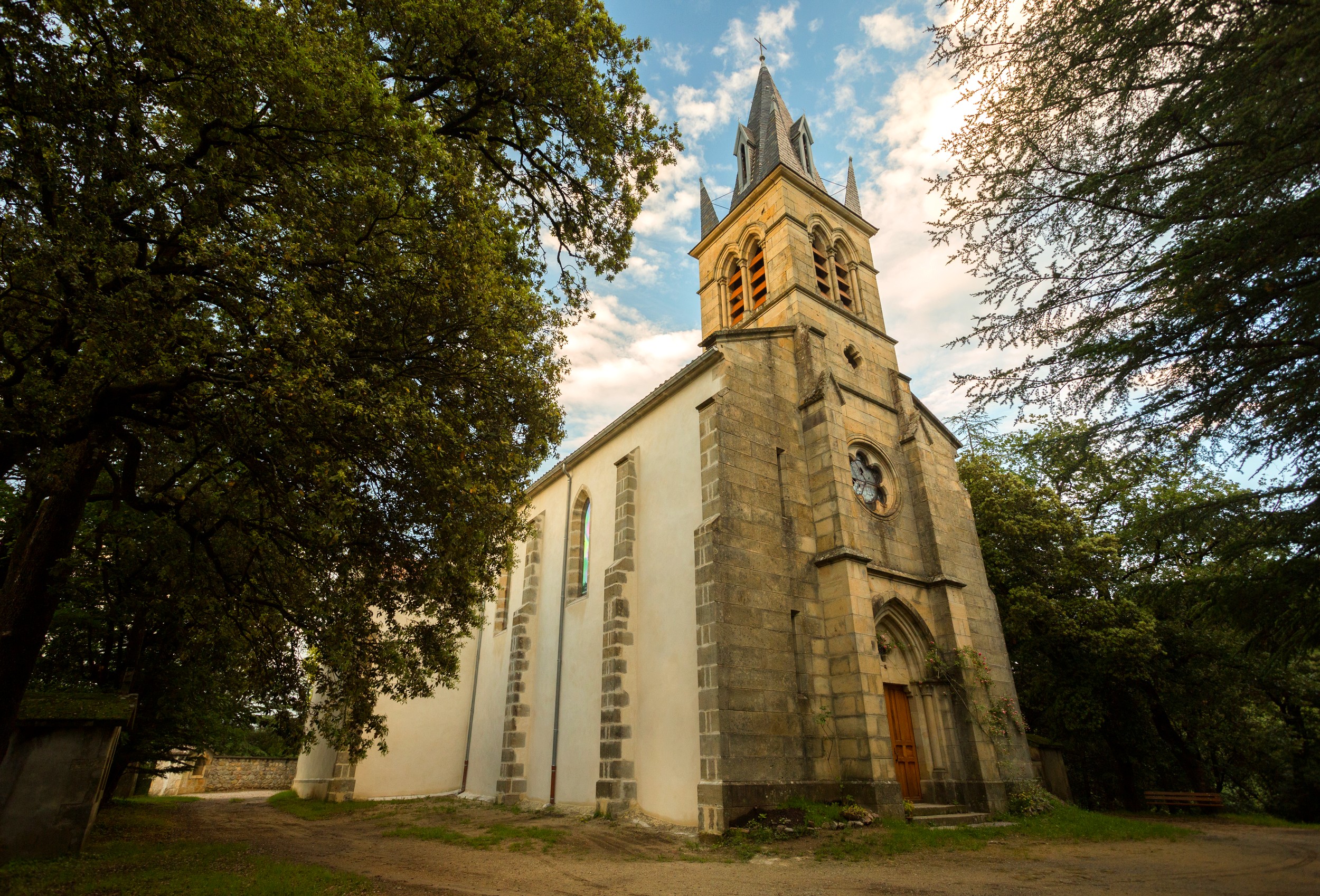 Prades - L'Eglise du calvaire ©S.BUGNON