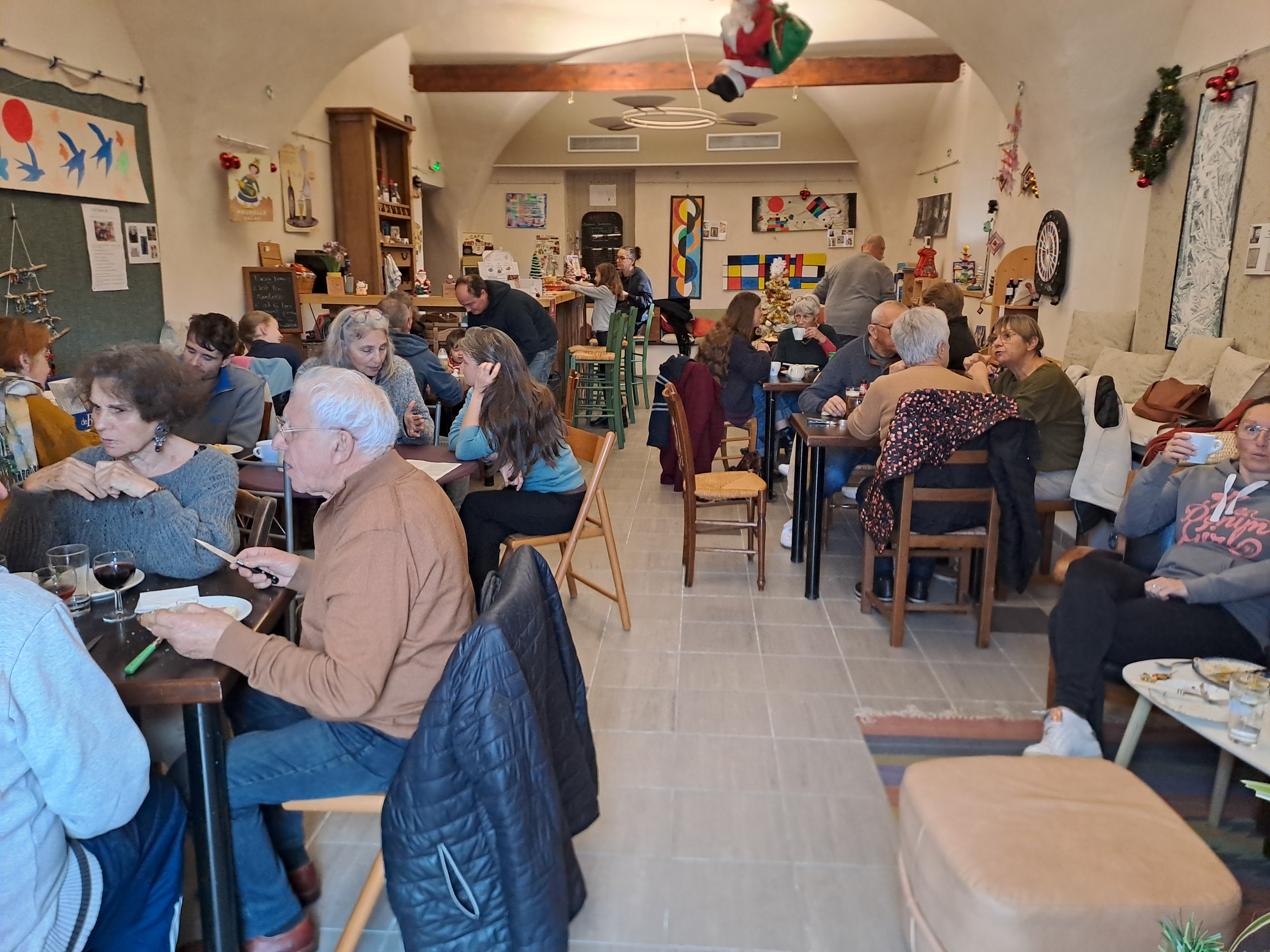 Vereinscafé: La p'tite bulle (Die kleine Blase)_Prades