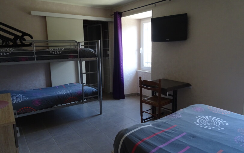 Exemple de chambre dans la chambre d'hôtes Retour aux Sources à Meyras