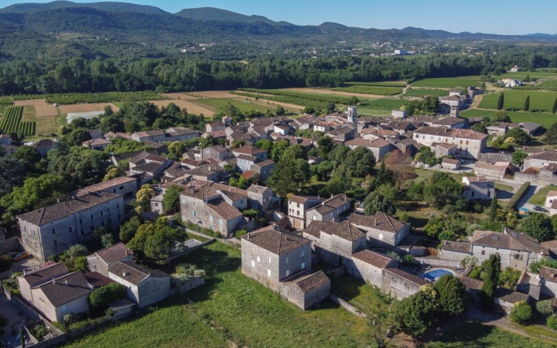 Saint Alban Auriolles - vue drone sur le village