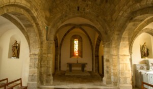 Saint-Cirgues-de-Prades - L'église romane ©S.BUGNON