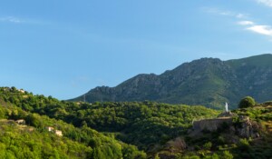 Wandern : Weiler von Pruneyrolles in St Pierre de Colombier