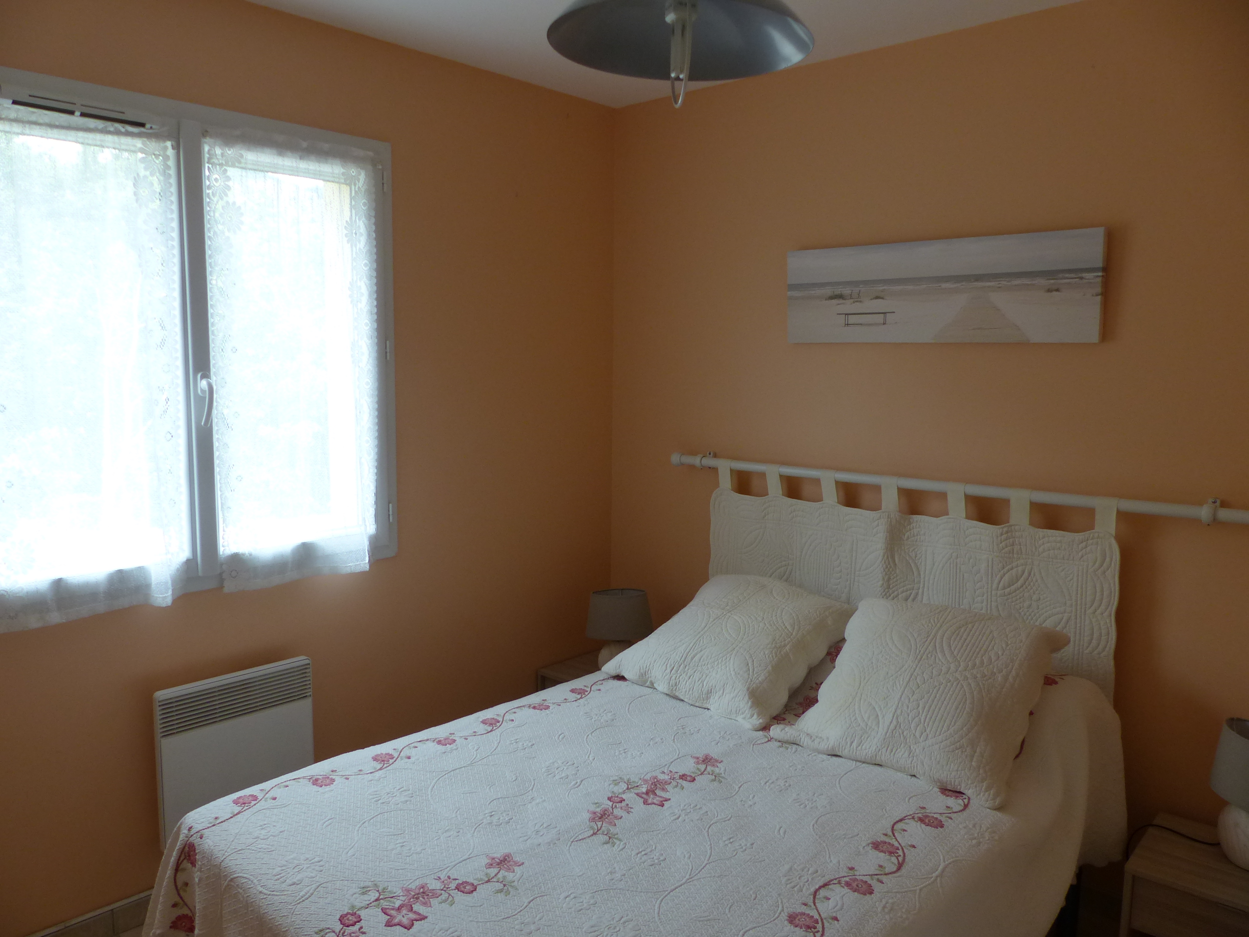 Chambre du gite Villa Soleil 1 à Meyras