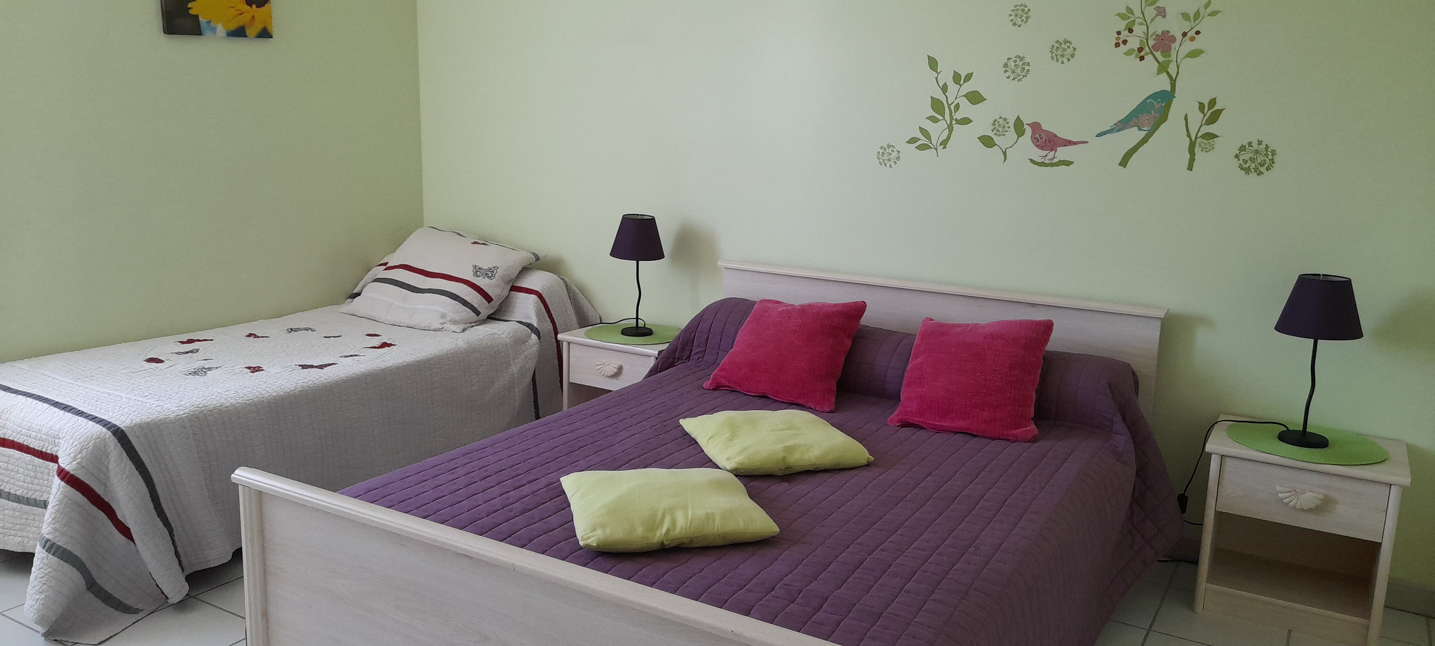 Thueyts - gite les chataigniers - chambre double 3 - mas dardet ©n.roche