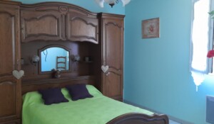 Thueyts - gite les chataigniers - chambre double 1 - mas dardet ©n.roche