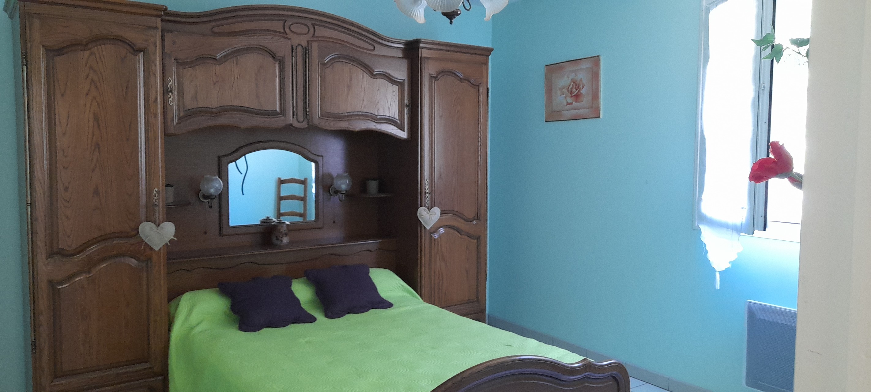 Thueyts - gite les chataigniers - chambre double 1 - mas dardet ©n.roche