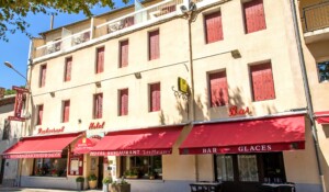 Hôtel les Platanes_Thueyts