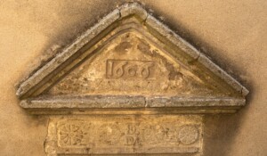 House of the two heads