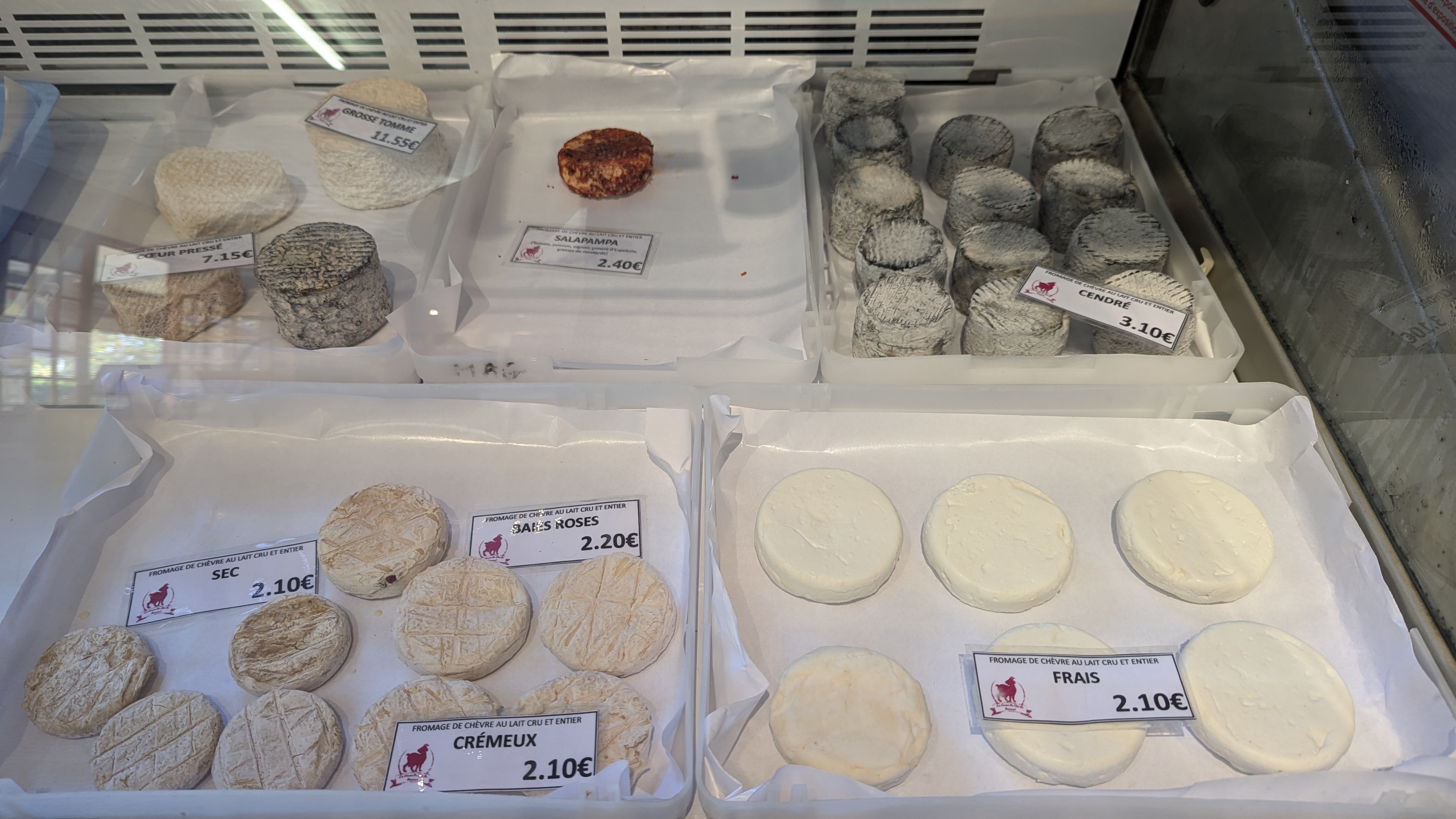 Fromages ardèche, Produits locaux directs producteurs à la saisonneraie à thueyts