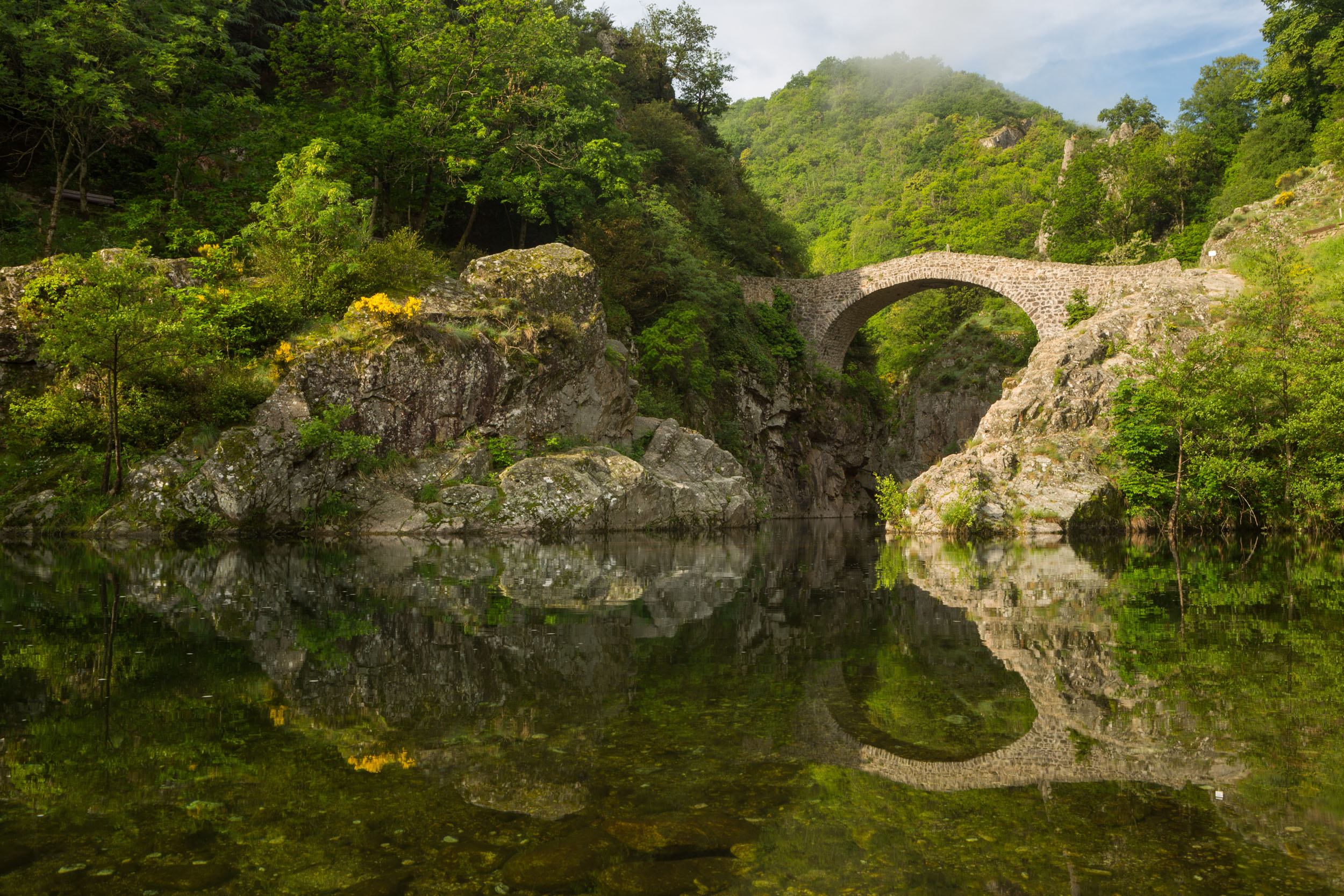 Le Pont du Diable à Thueyts par Simon Bugnon