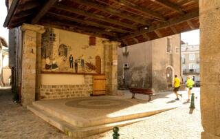 Thueyts - Place couverte des cocons et trail de la Chaussée des Géants - ©S.BUGNON