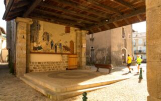 Thueyts - Place couverte - Marché aux cocons ©S.BUGNON - ©S.BUGNON