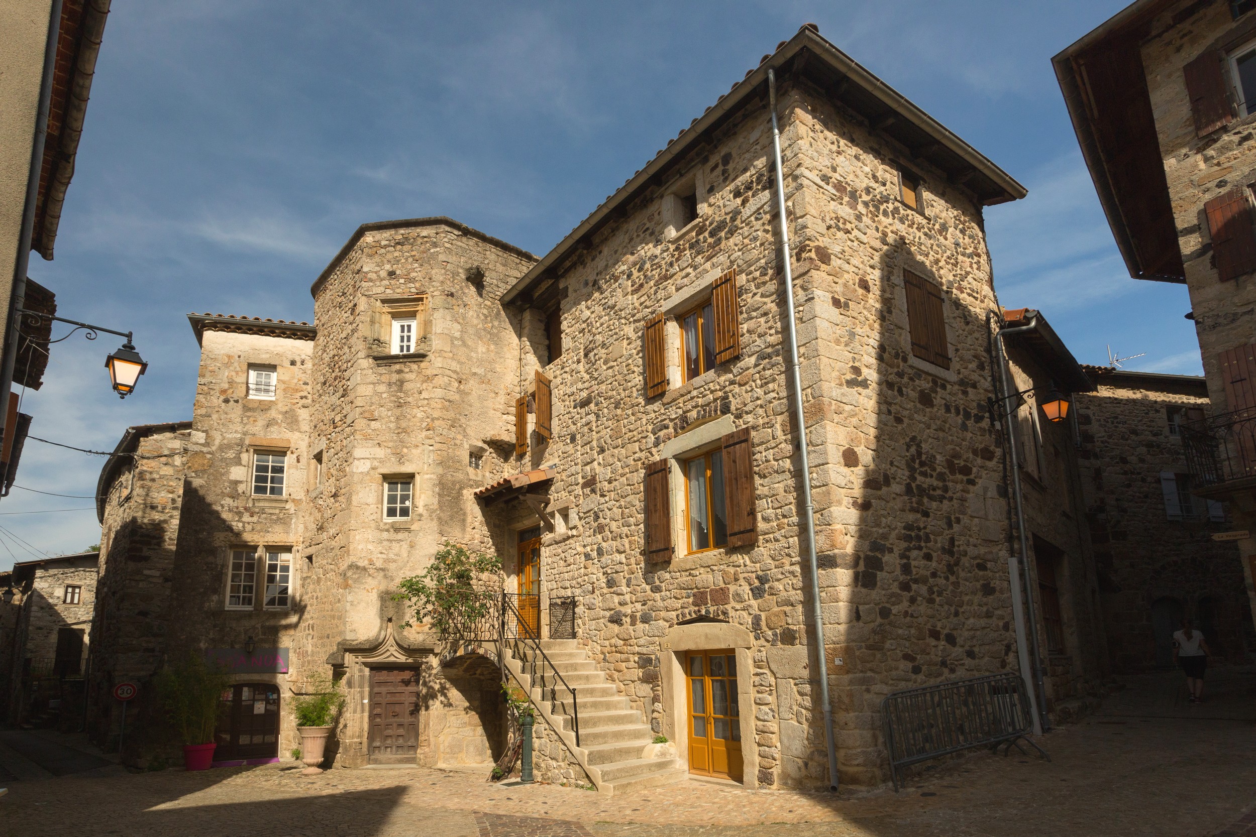 Thueyts - Place Pouget