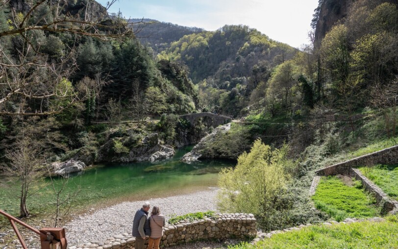 Thueyts - Pont du diable en amoureux ©sourcesetvolcans