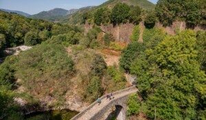 Thueyts - Randonnée Fargebelle, pont du diable et échelle de la reine ©sourcesetvolcans