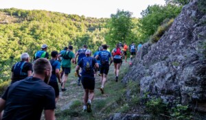 Thueyts - Trail de la chaussée des géants - traileurs montée de la Gravenne