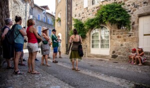 Guided tour of the old town of Thueyts