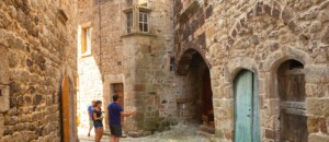 Guided tour of the old town of Thueyts