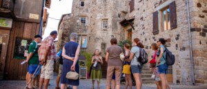 Thueyts - Visite guidée Rue Pouget ©OTASV