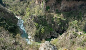 Vue sur la rivière Ardèche depuis le belvédère de Fargebelle - Thueyts - Ardèche