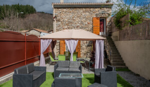 Vue extérieur, gite Vanille à Barnas