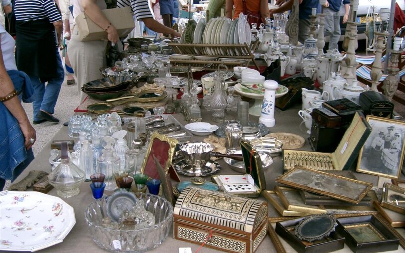 Brocante et vide grenier