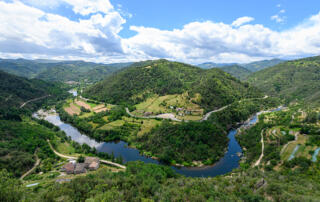 Belvédère de Saint-Michel-de-Chabrillanoux - ©Paul Villecourt