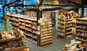 Vue d'ensemble intérieure du magasin