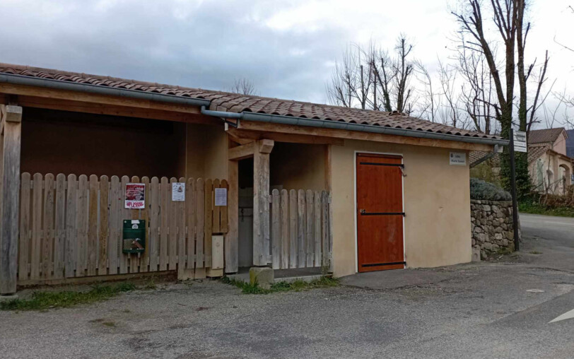 Toilettes à Jaujac