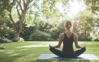 Yoga en extérieur - ©Pixabay
